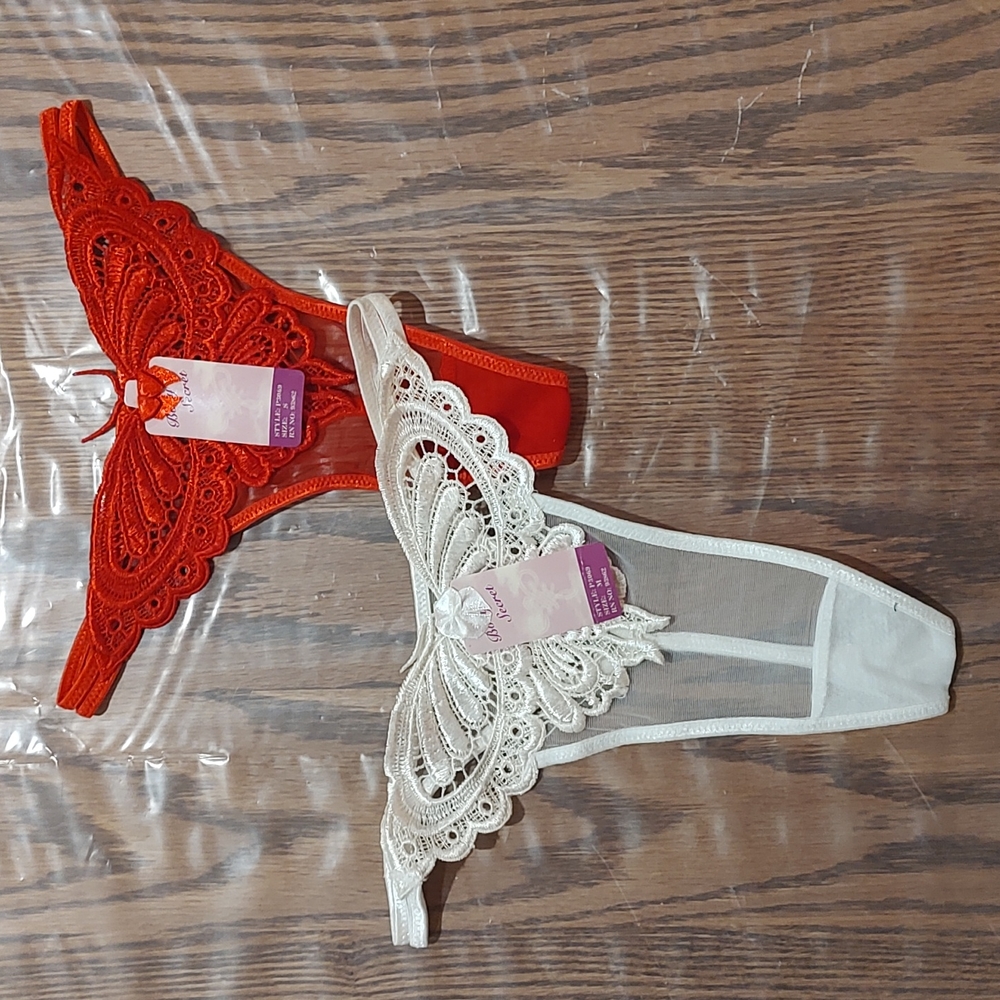 Set of 2 Butterfly G-string Panties - Medium